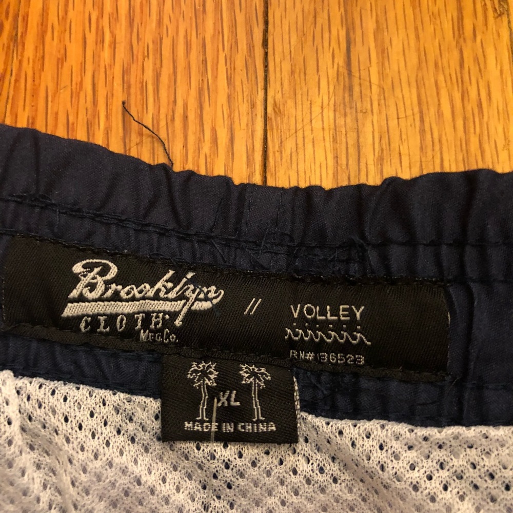 Mens Swim Trunks - Picture 3 of 4